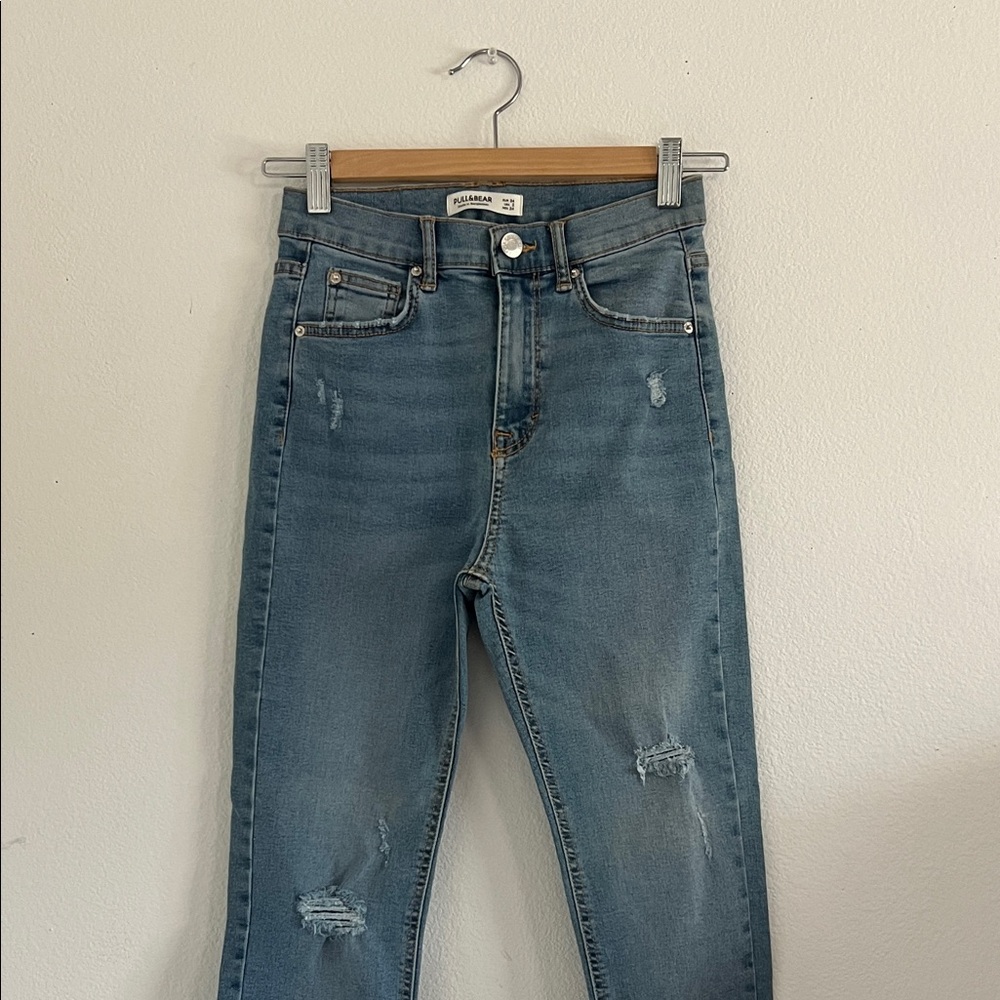 Pull&Bear High Rise Distressed Blue Jeans